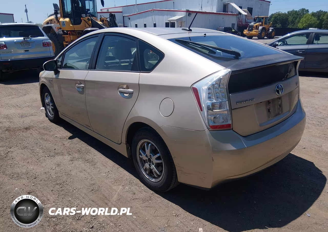 2010 Toyota Prius Iv VIN:JTDKN3DU8A1002499 - 3