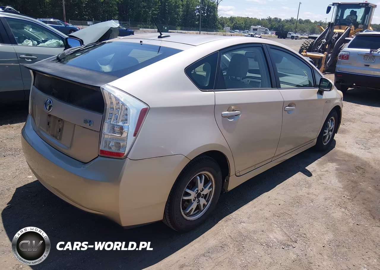 2010 Toyota Prius Iv VIN:JTDKN3DU8A1002499 - 4