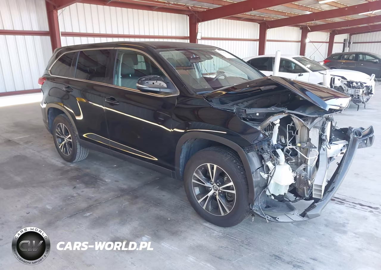 2019 Toyota Highlander Le – zdjęcie 1 z 17