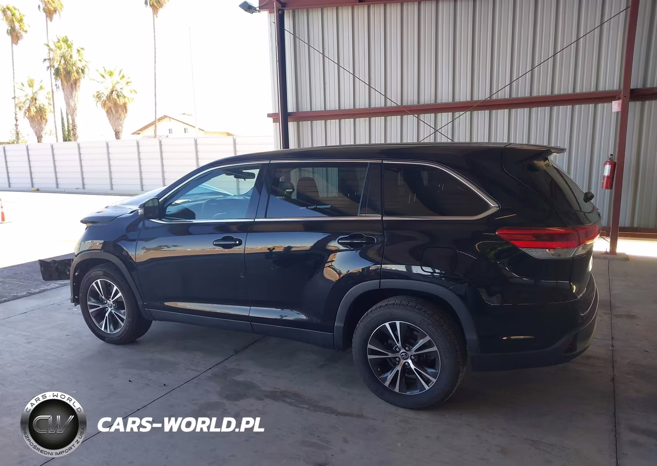 2019 Toyota Highlander Le VIN:5TDZZRFH5KS311504 - 15