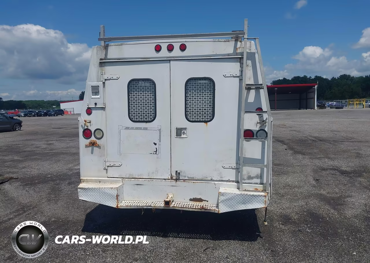 2004 Chevrolet Express Cutaway Base W-C7L-C7N VIN:1GBJG31U641170743 - 15