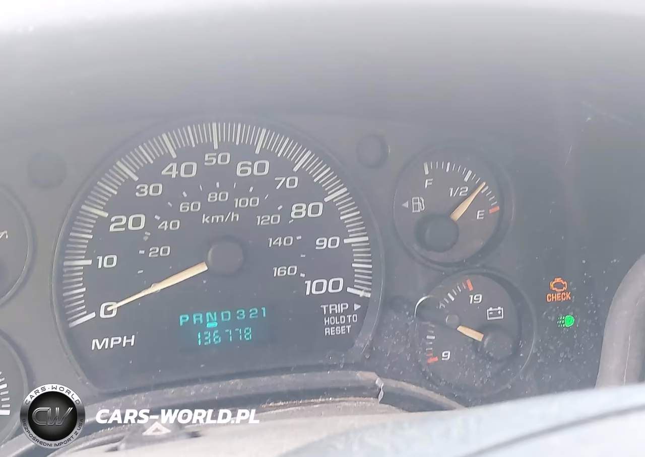 2004 Chevrolet Express Cutaway Base W-C7L-C7N VIN:1GBJG31U641170743 - 5