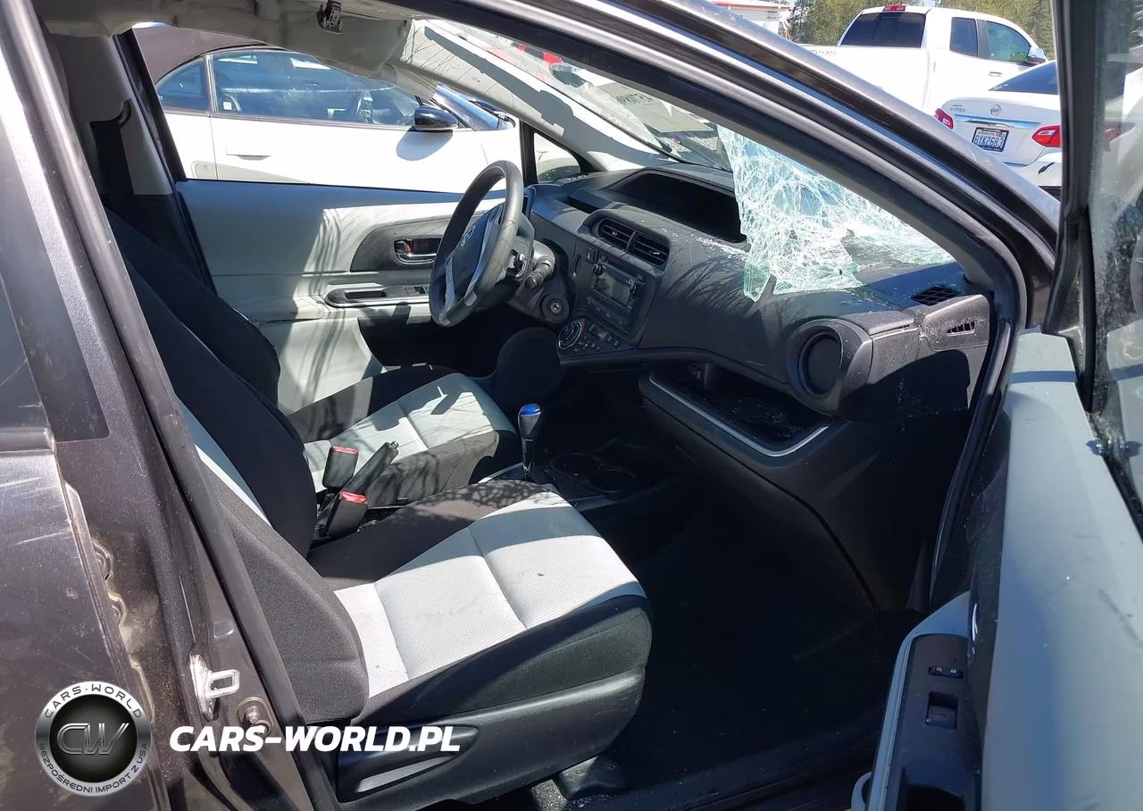 2014 Toyota Prius C Two VIN:JTDKDTB37E1558287 - 13