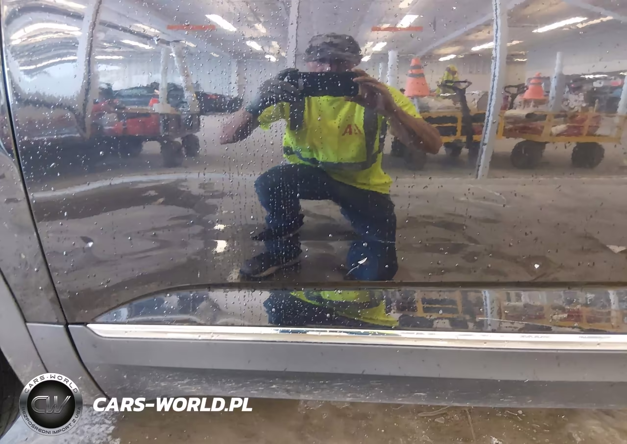2018 Volkswagen Atlas 3.6L V6 Sel VIN:1V2MR2CA0JC535075 - 6