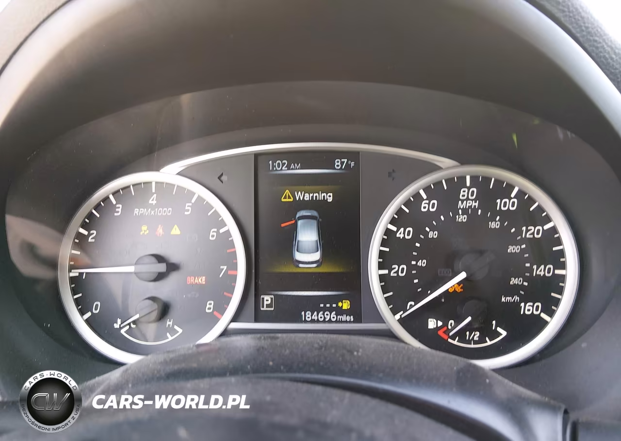 2018 Nissan Sentra S VIN:3N1AB7AP7JY281713 - 7