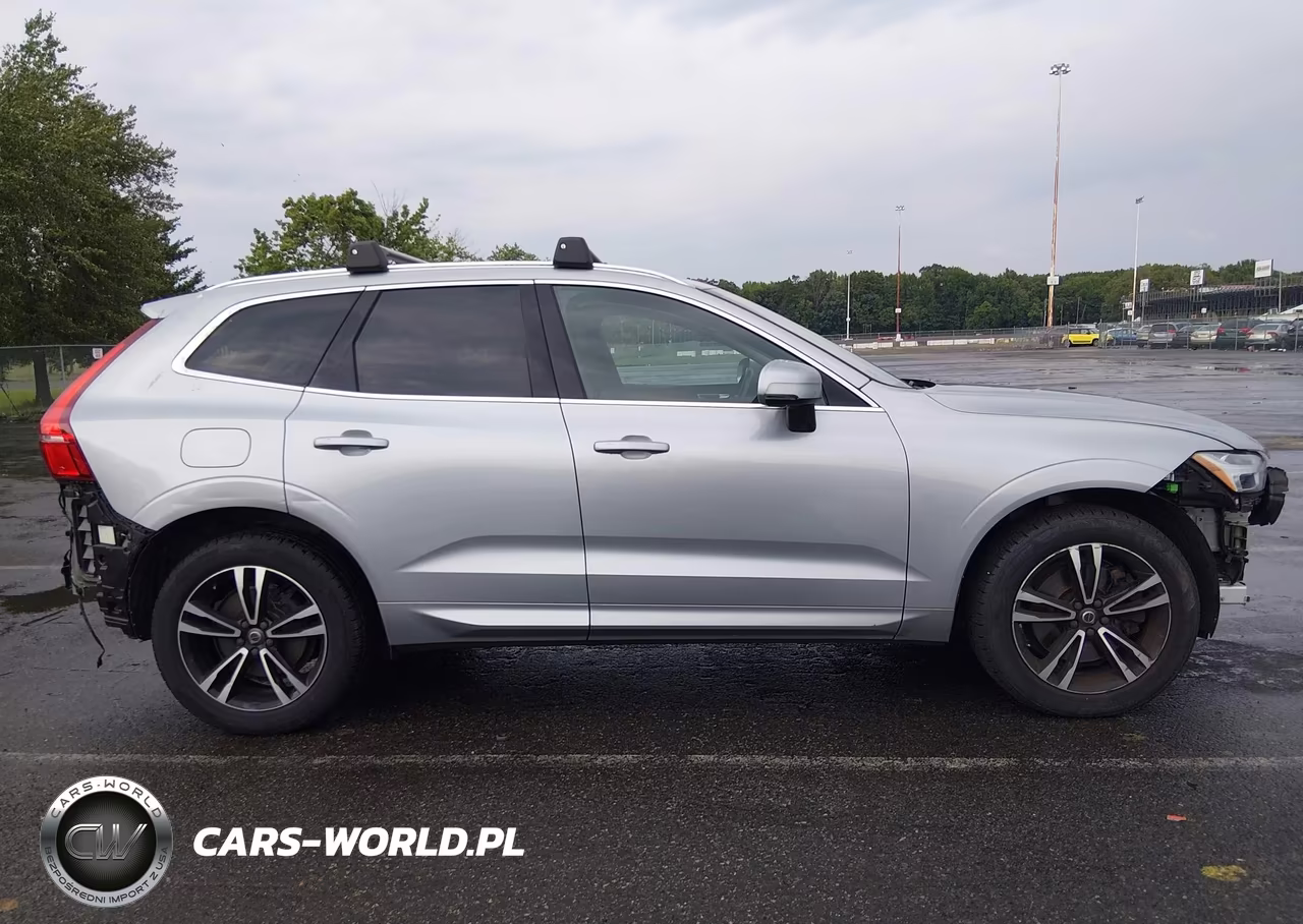 2018 Volvo Xc60 T6 Momentum VIN:YV4A22RK6J1045113 - 13