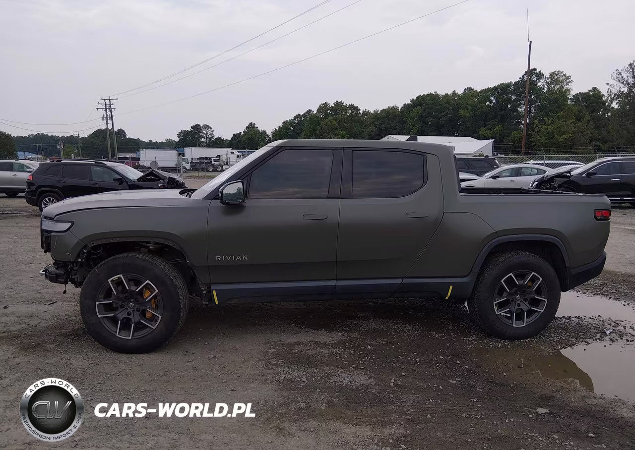 2022 Rivian R1T Launch Edition VIN:7FCTGAAL1NN001122 - 15
