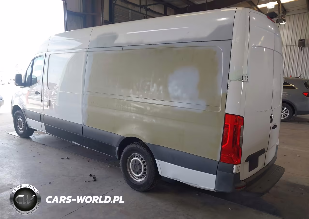 2019 Mercedes-Benz Sprinter 2500 High Roof V6 VIN:WD4PF1CD4KP066276 - 3