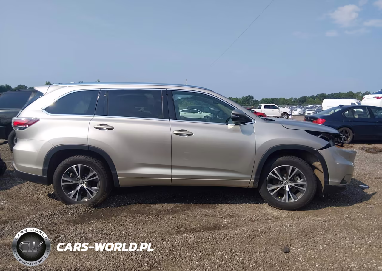 2016 Toyota Highlander Xle V6 VIN:5TDKKRFH2GS146914 - 13