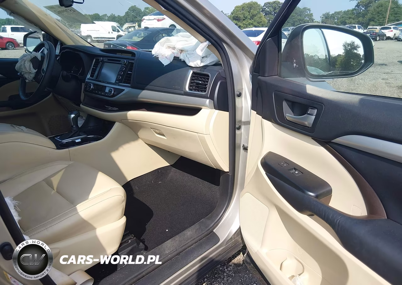 2016 Toyota Highlander Xle V6 VIN:5TDKKRFH2GS146914 - 5