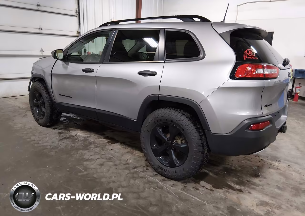 2017 Jeep Cherokee Altitude VIN:1C4PJMAS0HW664794 - 3
