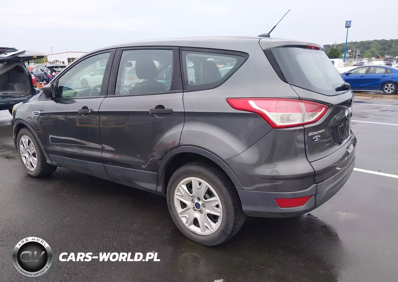 2016 Ford Escape S VIN:1FMCU0F79GUB30864 - 3