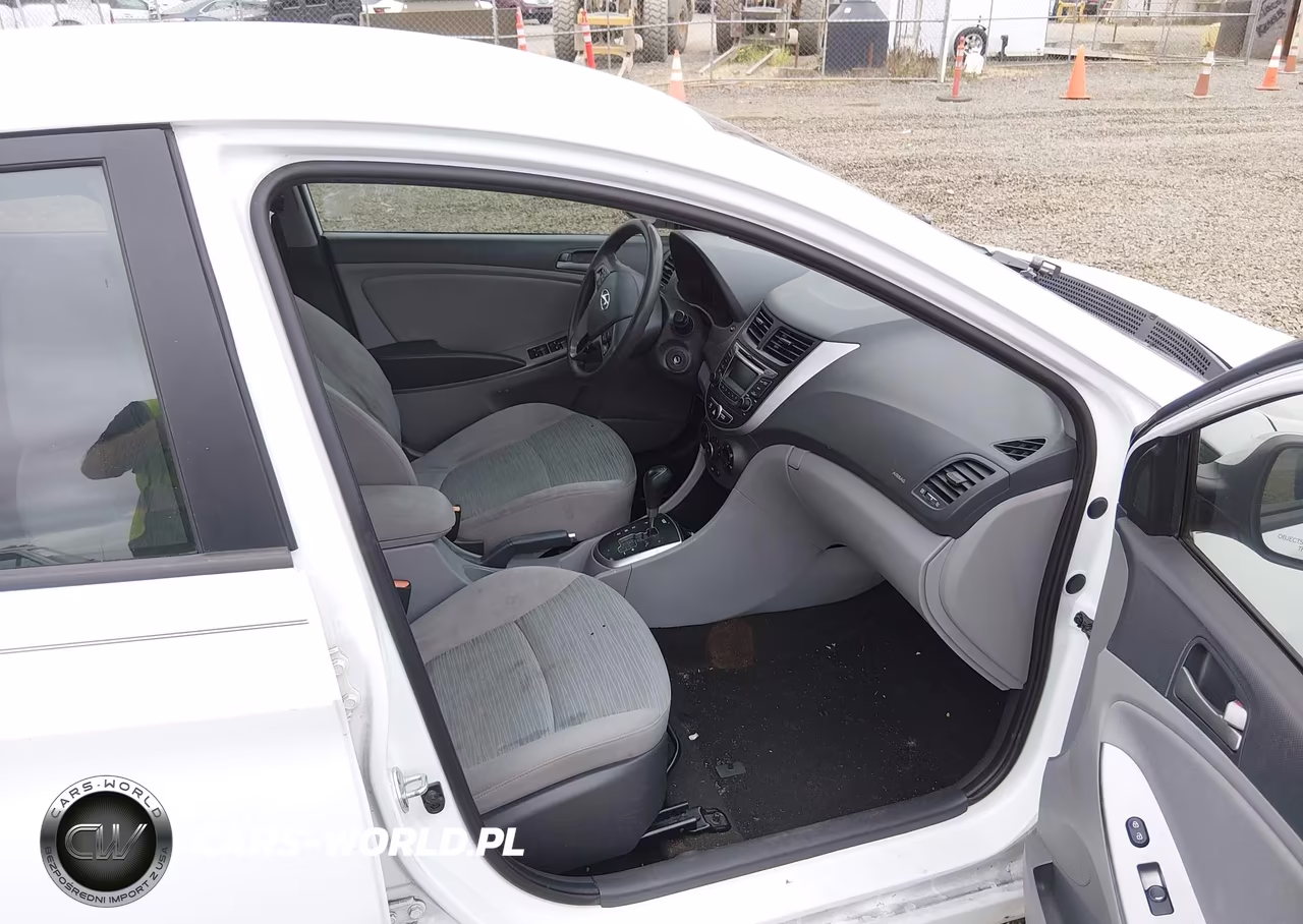 2015 Hyundai Accent Gls VIN:KMHCT4AE2FU936656 - 5