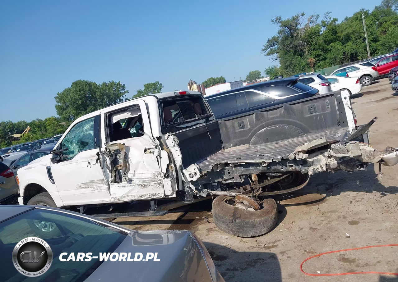 2018 Ford F-250 Platinum VIN:1FT7W2B63JEB63157 - 14