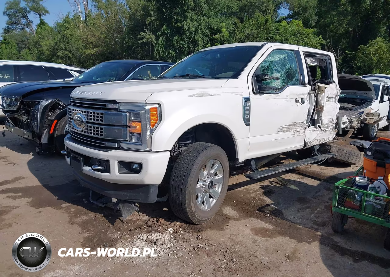 2018 Ford F-250 Platinum VIN:1FT7W2B63JEB63157 - 2