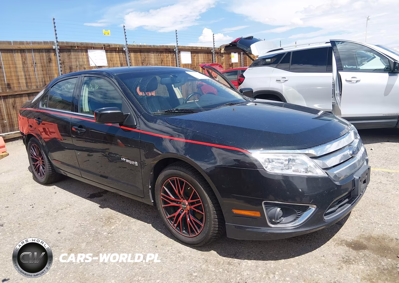 2010 Ford Fusion Hybrid VIN:3FADP0L35AR100329 - 13