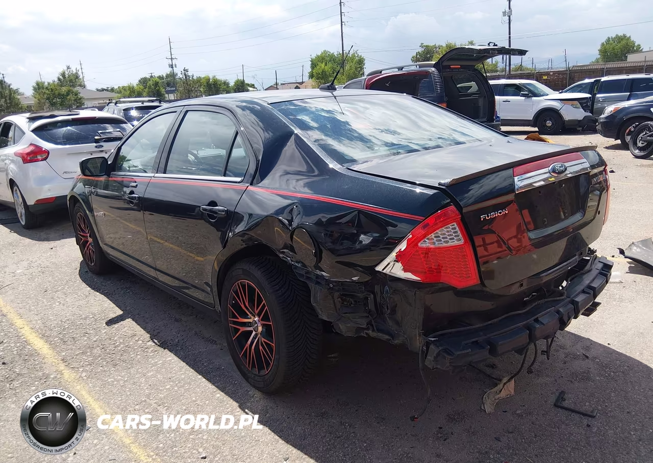 2010 Ford Fusion Hybrid VIN:3FADP0L35AR100329 - 3