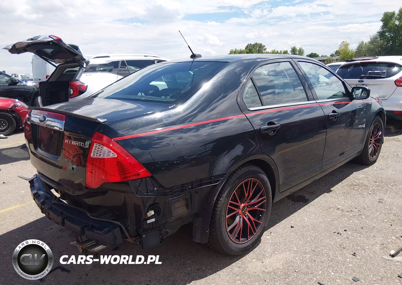 2010 Ford Fusion Hybrid VIN:3FADP0L35AR100329 - 4