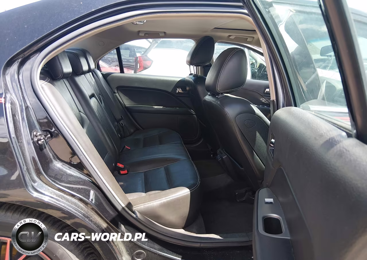 2010 Ford Fusion Hybrid VIN:3FADP0L35AR100329 - 8