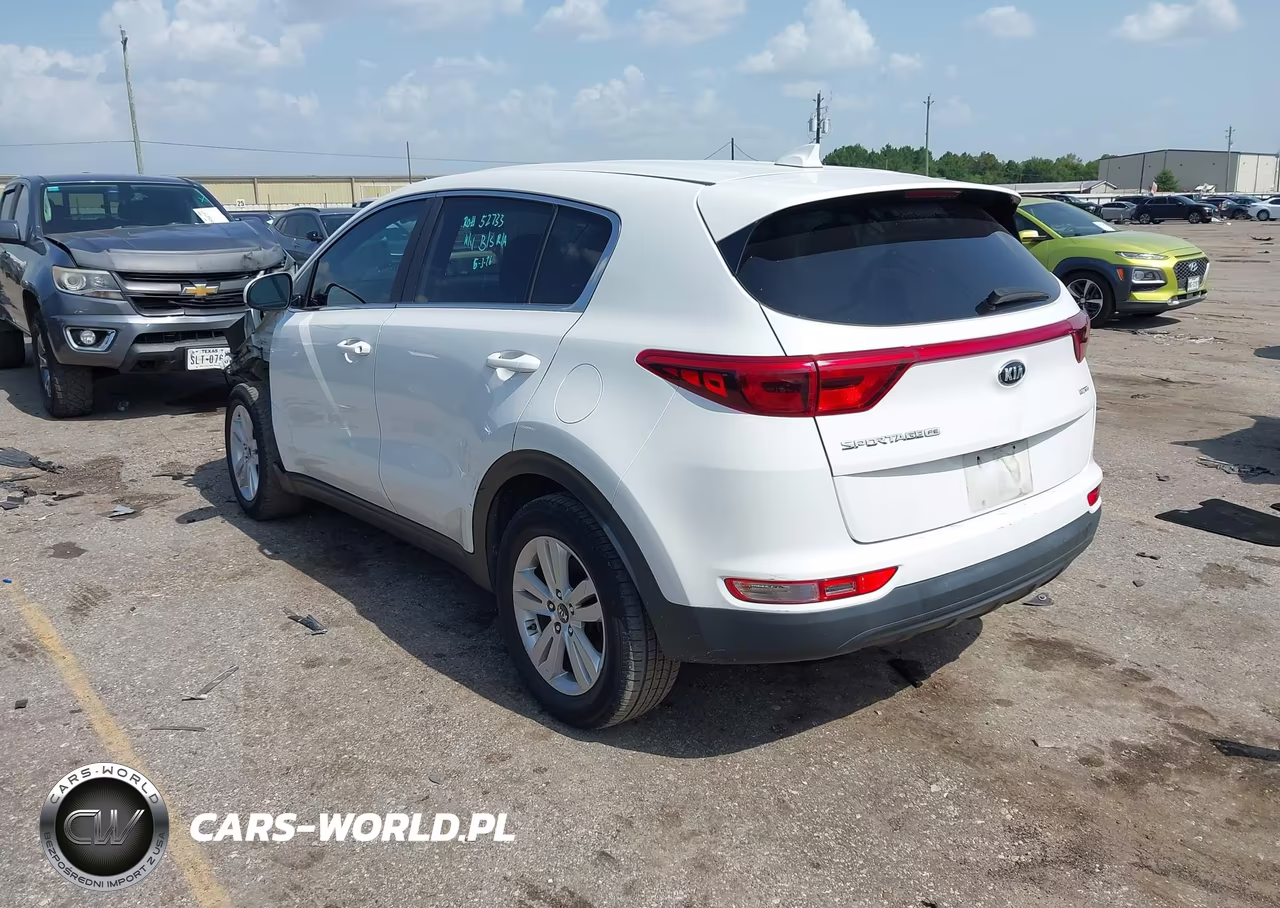 2018 Kia Sportage Lx VIN:KNDPM3AC1J7338710 - 3