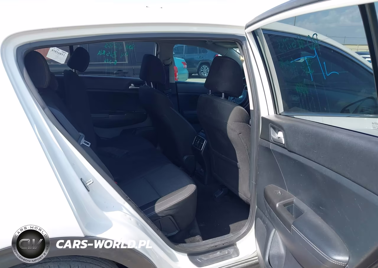 2018 Kia Sportage Lx VIN:KNDPM3AC1J7338710 - 8