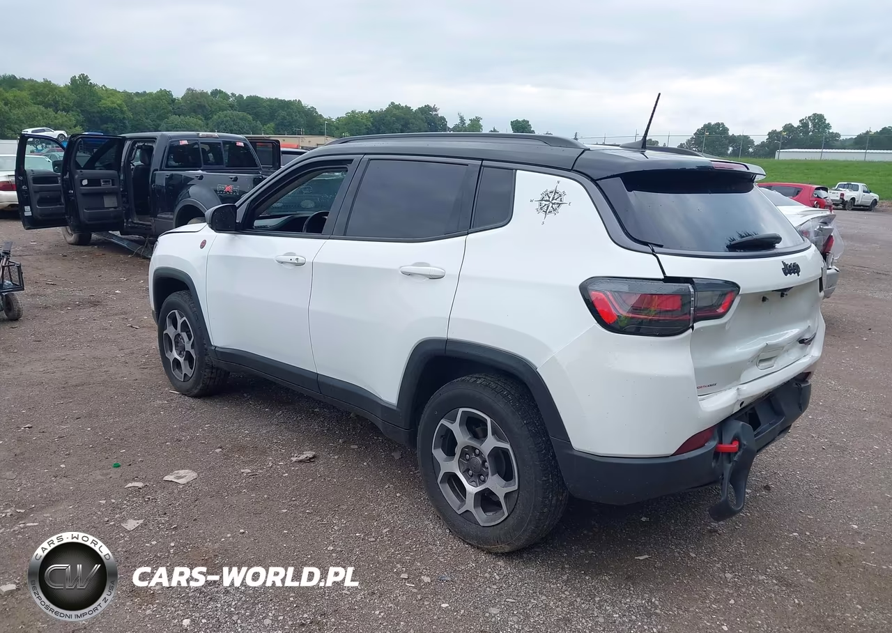 2022 Jeep Compass Trailhawk 4X4 VIN:3C4NJDDB7NT144029 - 3
