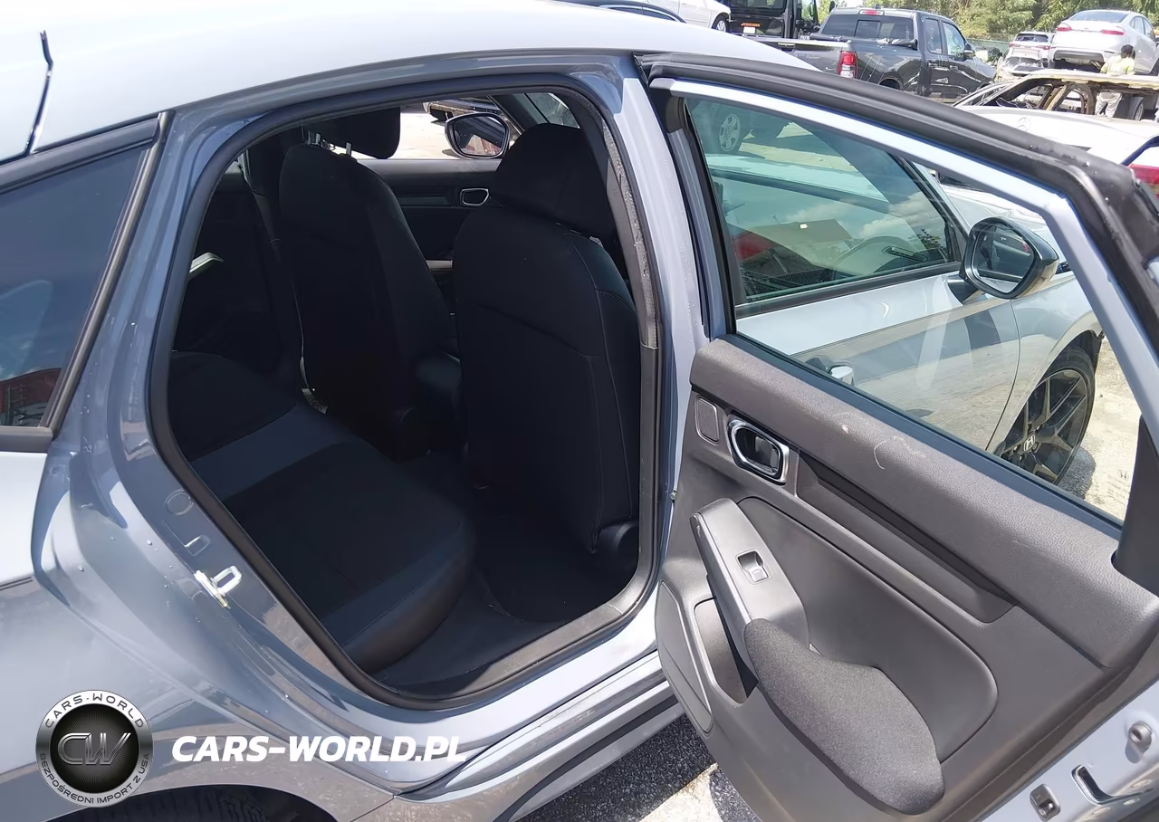 2024 Honda Civic Sport VIN:19XFL2H88RE017768 - 8