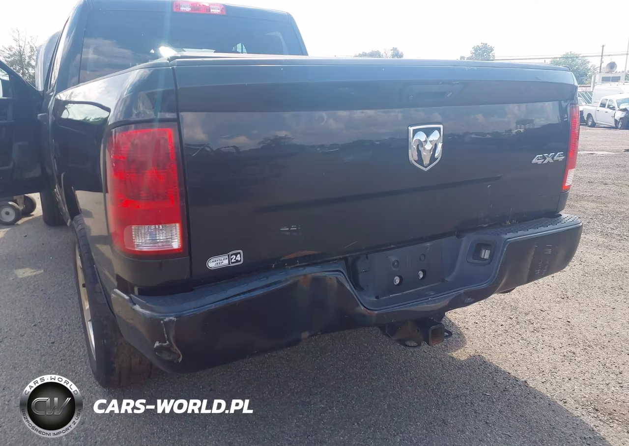 2018 Ram 1500 Express 4X4 6'4 Box VIN:1C6RR7FG4JS126143 - 6