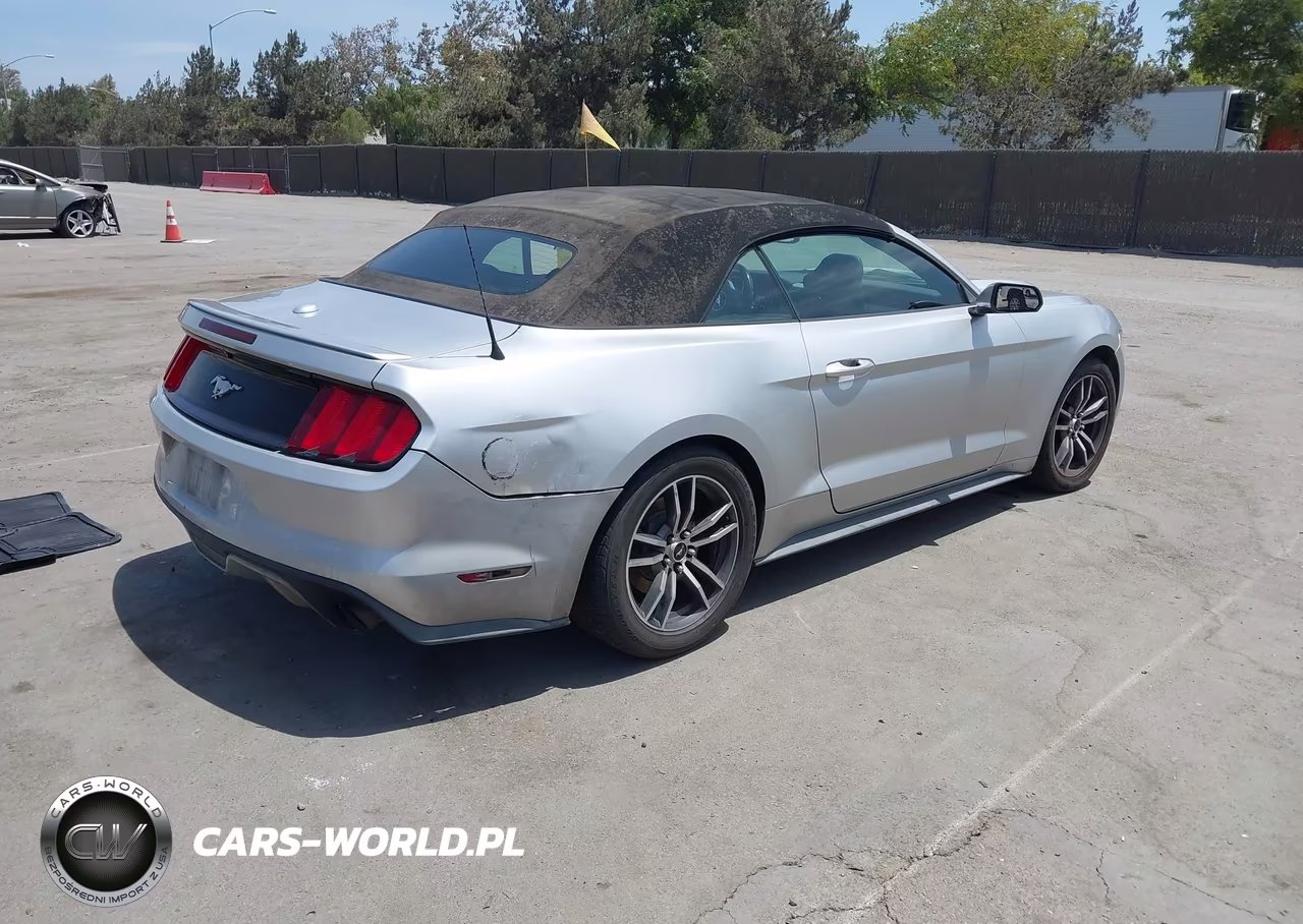 2017 Ford Mustang Ecoboost Premium VIN:1FATP8UH2H5273064 - 4