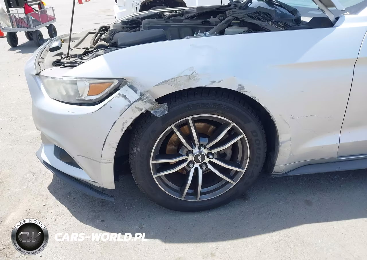 2017 Ford Mustang Ecoboost Premium VIN:1FATP8UH2H5273064 - 6
