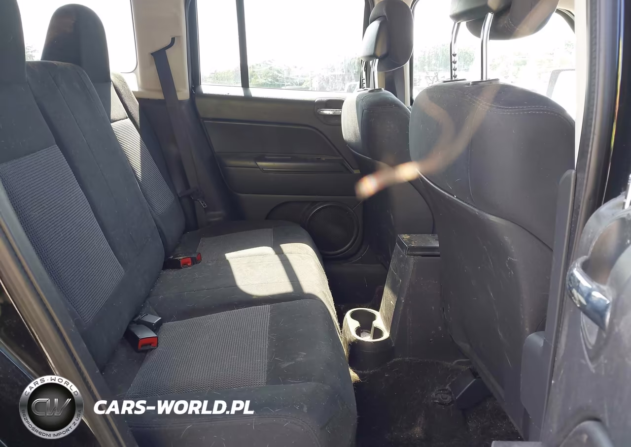 2013 Jeep Patriot Latitude VIN:1C4NJRFB7DD280076 - 8