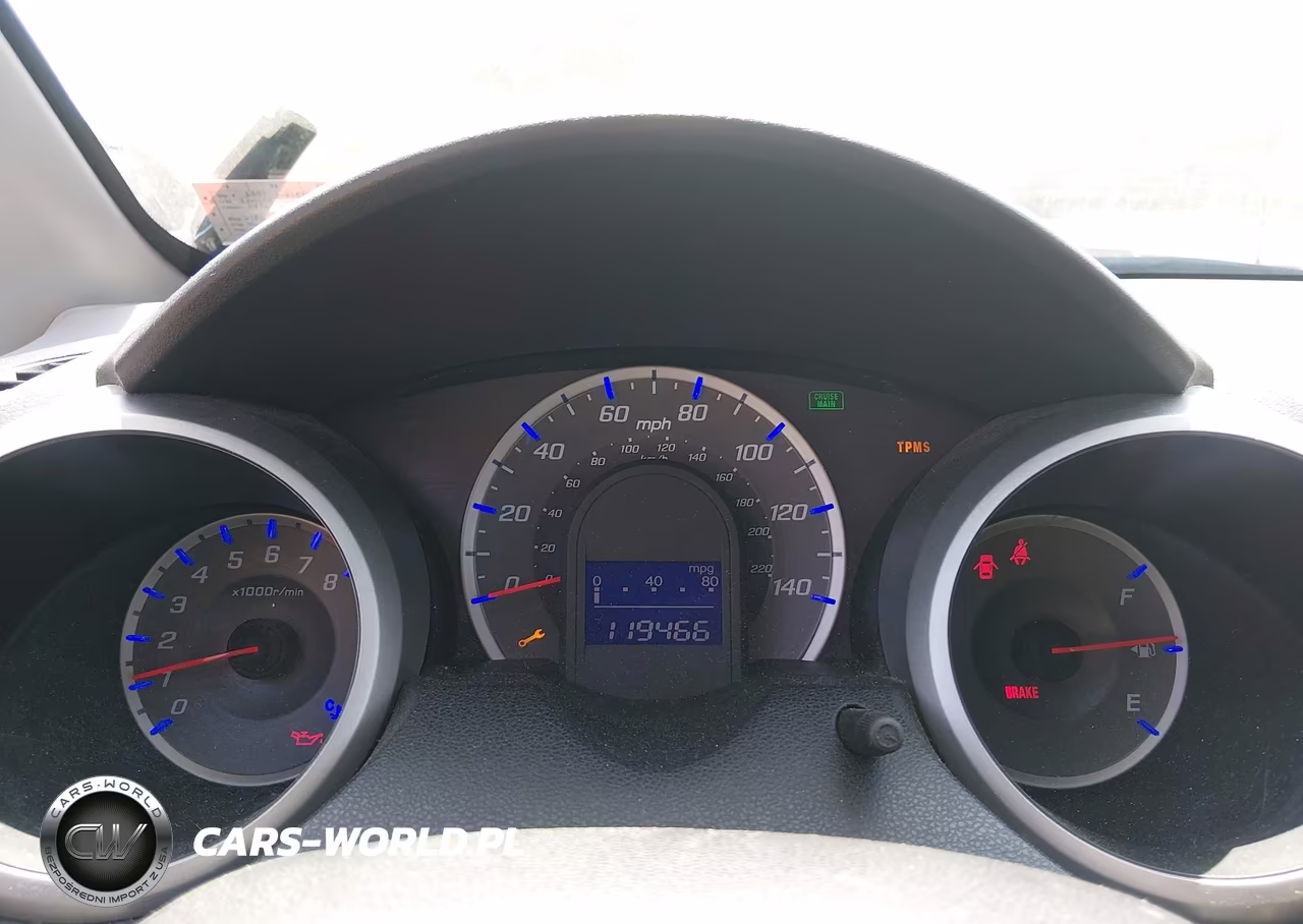 2011 Honda Fit Sport VIN:JHMGE8G56BS011137 - 7