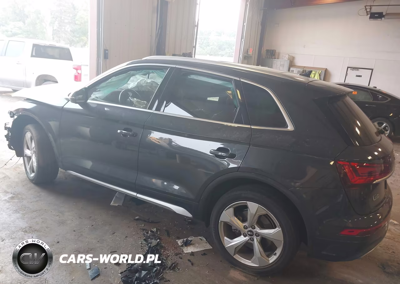 2021 Audi Q5 Prestige 45 Tfsi Quattro S Tronic VIN:WA1CAAFY4M2020897 - 3