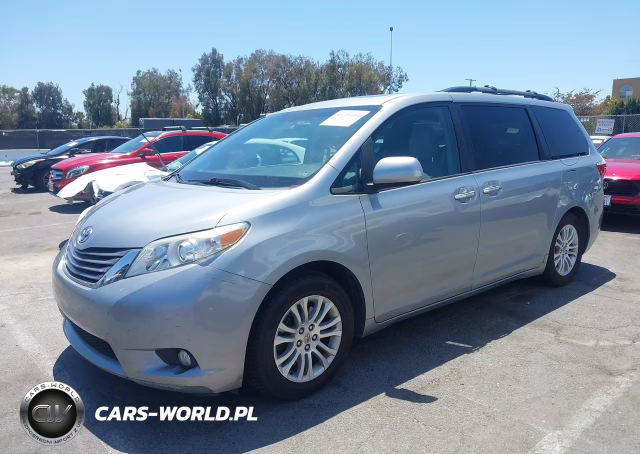 2015 Toyota Sienna Xle Premium 8 Passenger VIN:5TDYK3DCXFS667148 - 2