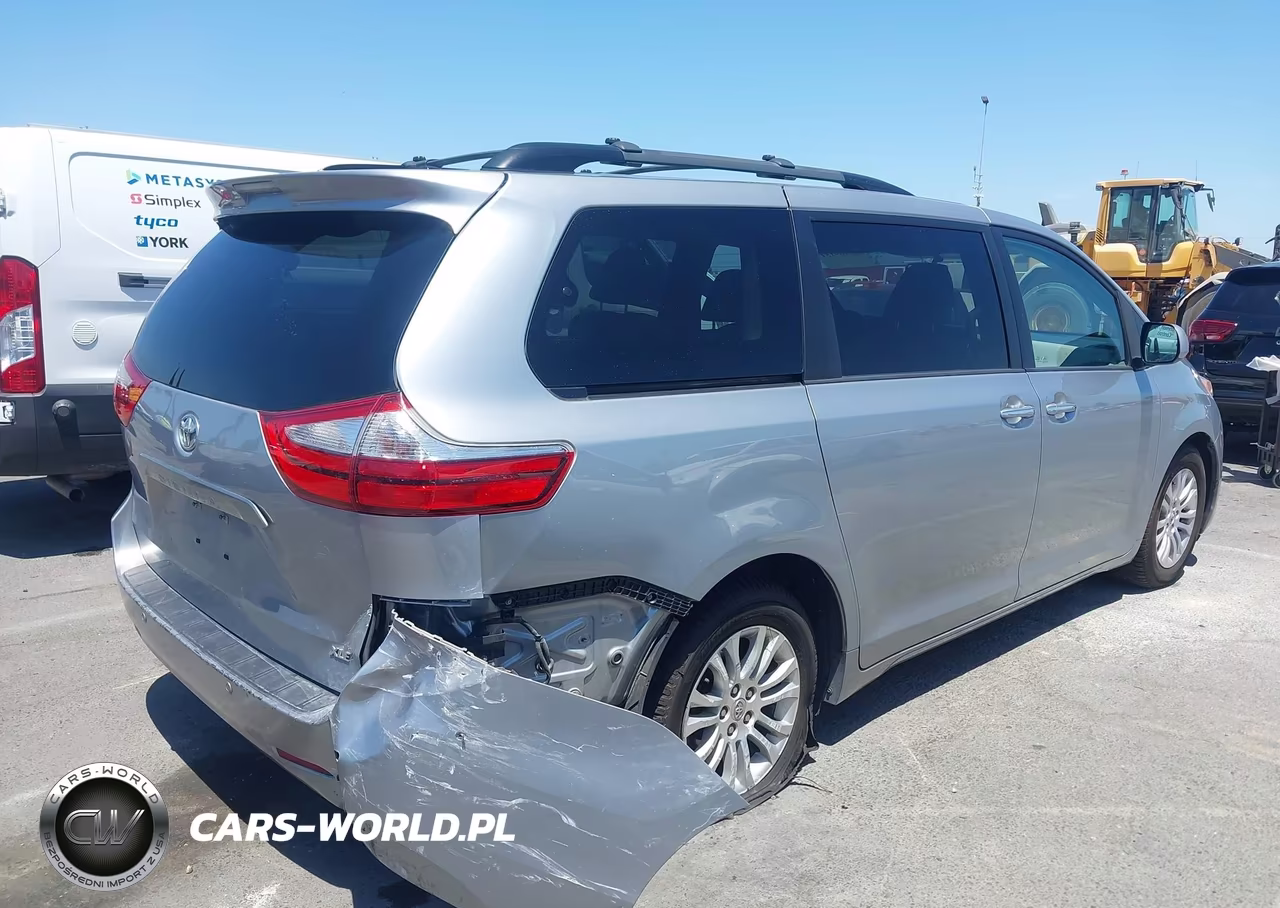 2015 Toyota Sienna Xle Premium 8 Passenger VIN:5TDYK3DCXFS667148 - 4