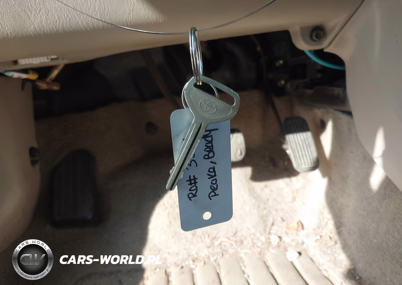 2001 Toyota Corolla Ce VIN:2T1BR12E11C401450 - 11