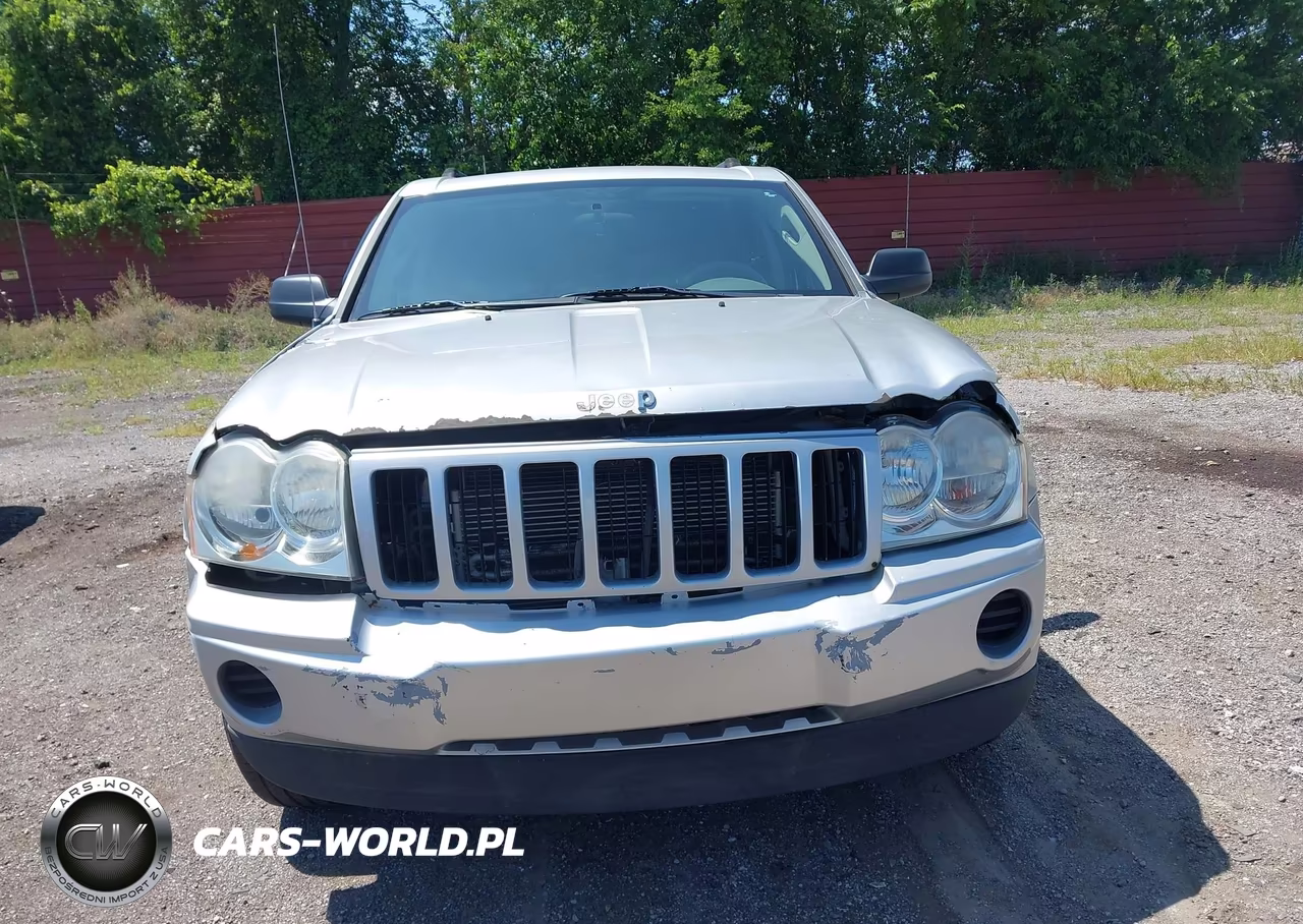 2007 Jeep Grand Cherokee Laredo VIN:1J8GR48K17C567210 - 12