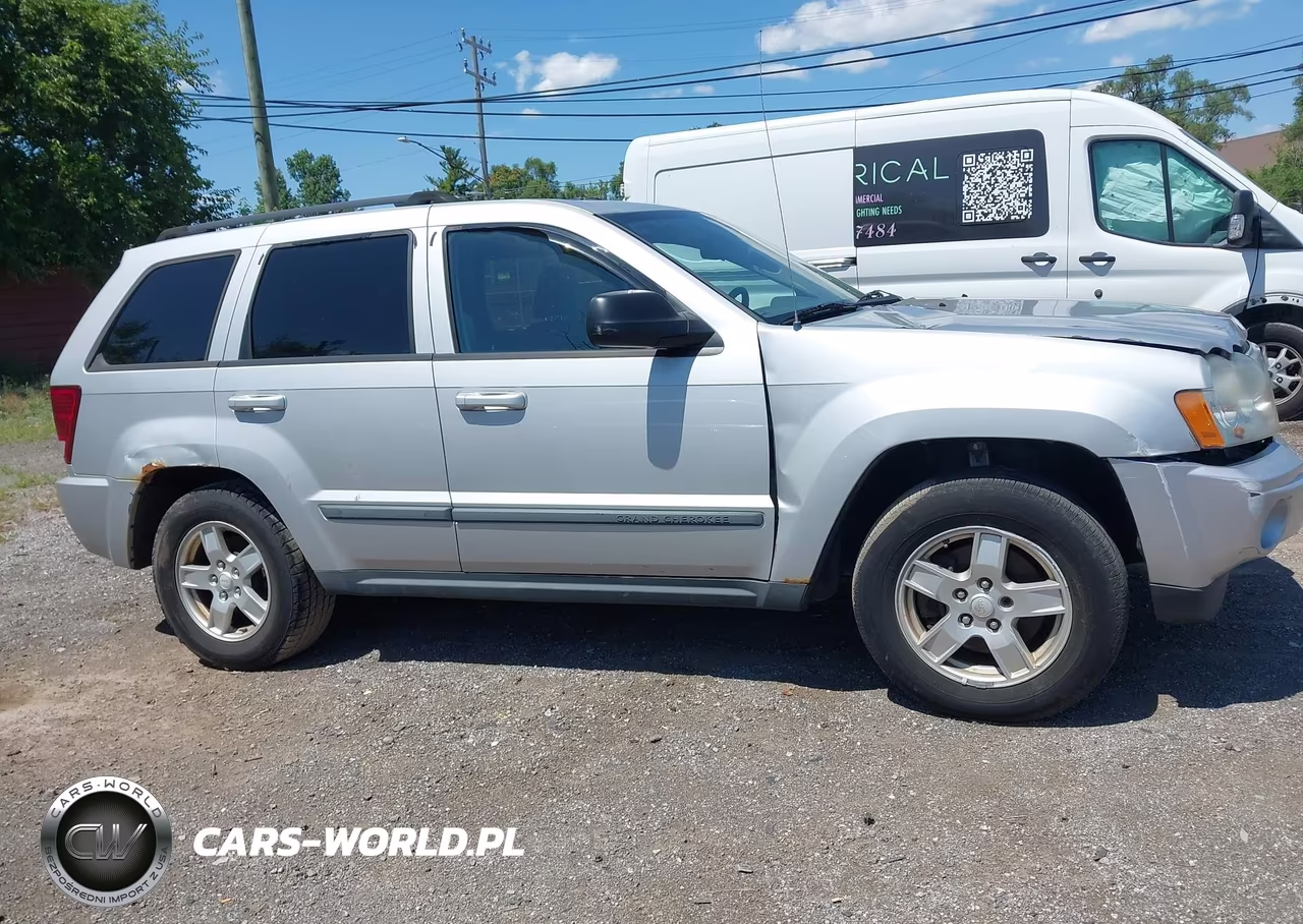 2007 Jeep Grand Cherokee Laredo VIN:1J8GR48K17C567210 - 13