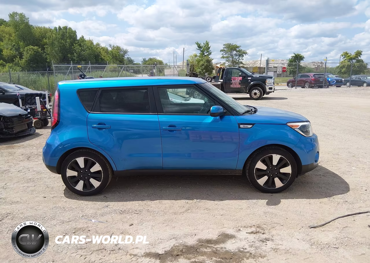 2018 Kia Soul + VIN:KNDJP3A54J7551181 - 14
