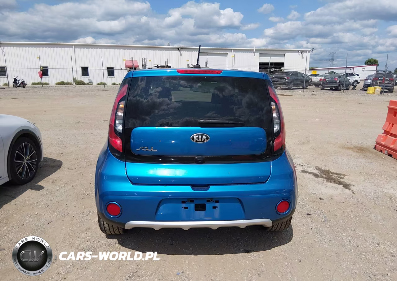 2018 Kia Soul + VIN:KNDJP3A54J7551181 - 17