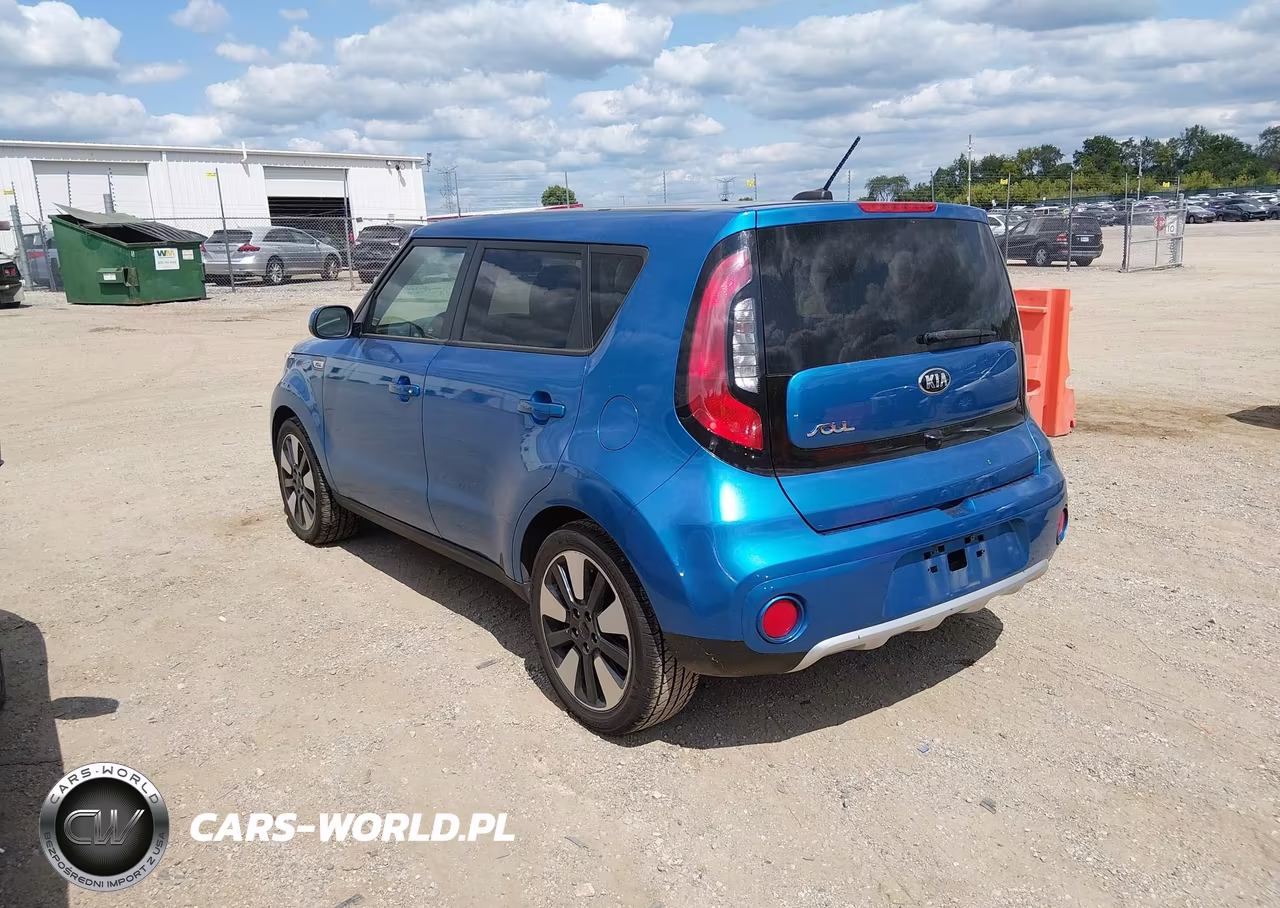 2018 Kia Soul + VIN:KNDJP3A54J7551181 - 3