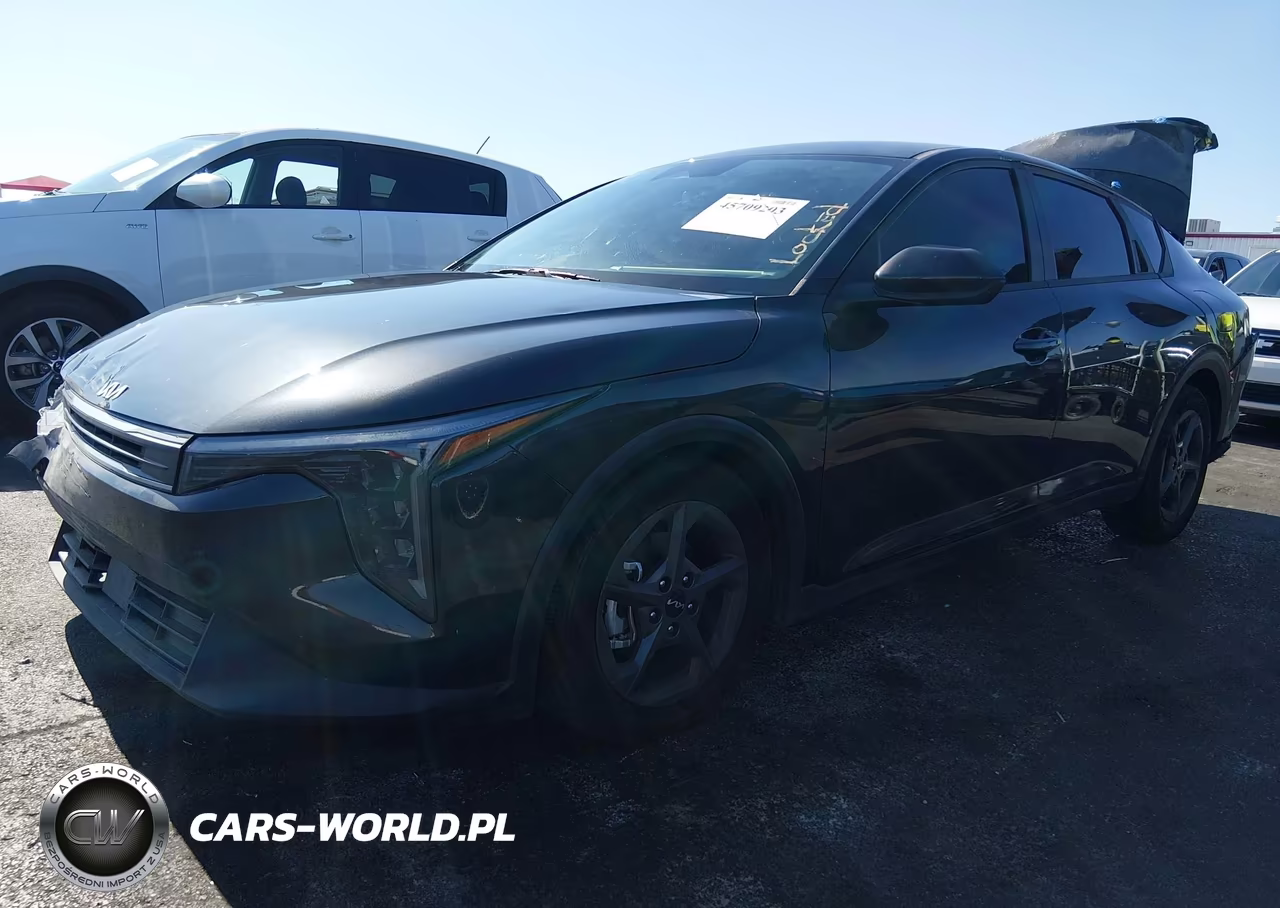 2025 Kia K4 Lxs VIN:3KPFT4DE0SE252906 - 2