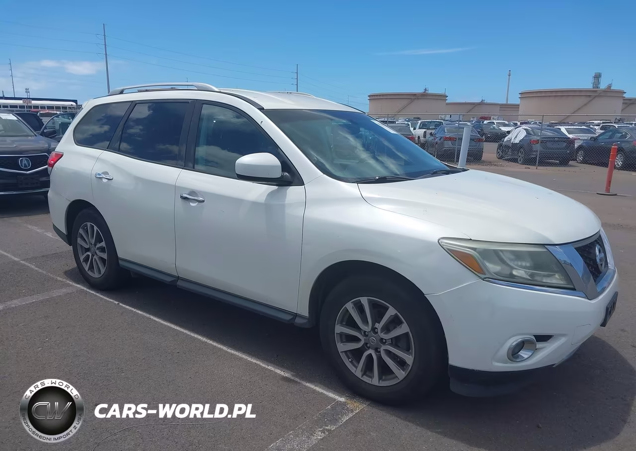 2015 Nissan Pathfinder Platinum-S-Sl-Sv