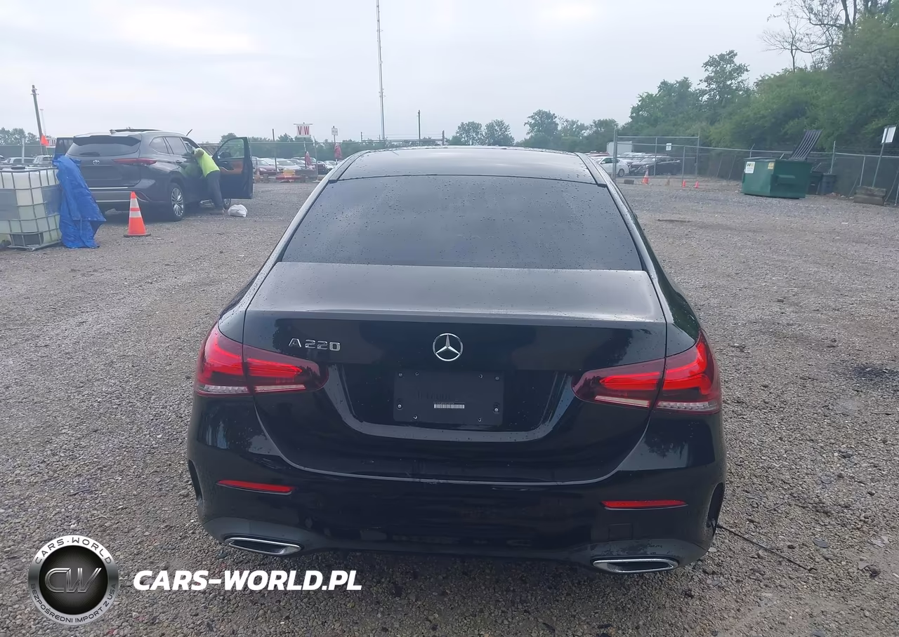2021 Mercedes-Benz A 220 VIN:W1K3G4EBXMJ289954 - 17