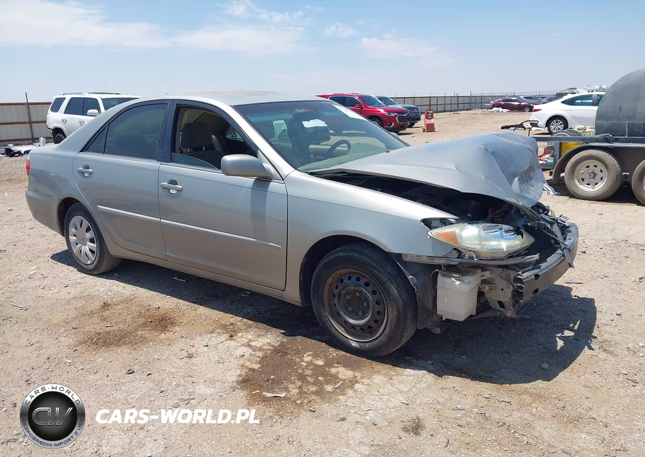 2005 Toyota Camry Le – zdjęcie 1 z 16
