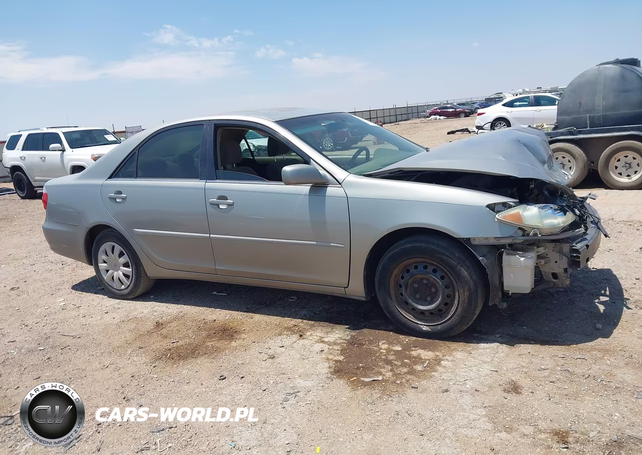 2005 Toyota Camry Le VIN:4T1BE30K25U504168 - 13