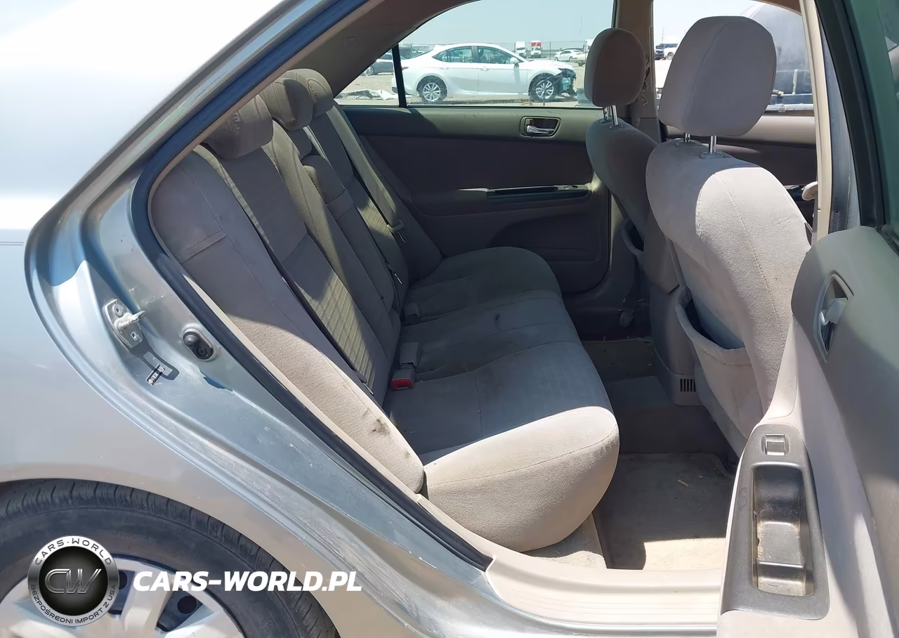 2005 Toyota Camry Le VIN:4T1BE30K25U504168 - 8