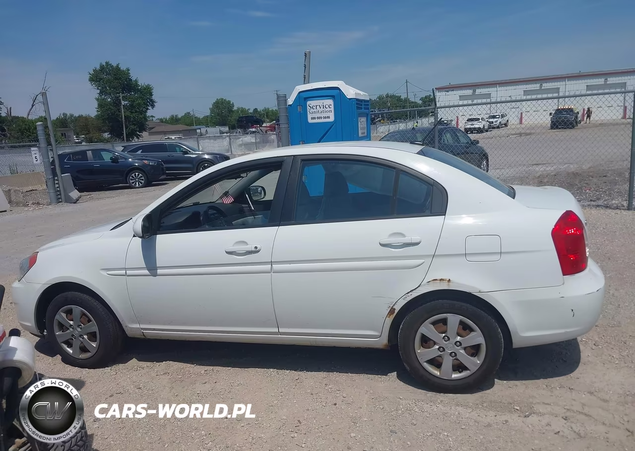 2010 Hyundai Accent Gls VIN:KMHCN4AC4AU423054 - 13