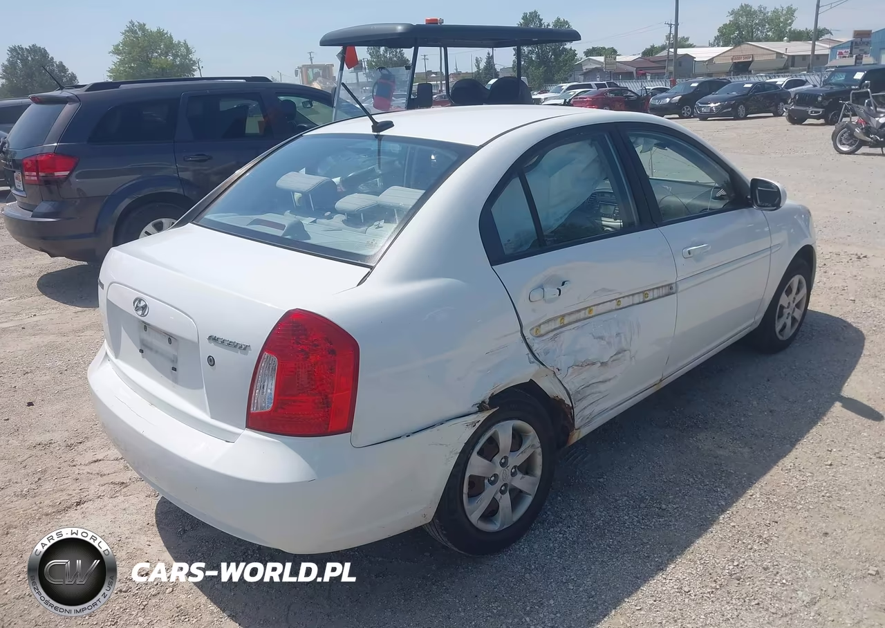 2010 Hyundai Accent Gls VIN:KMHCN4AC4AU423054 - 4
