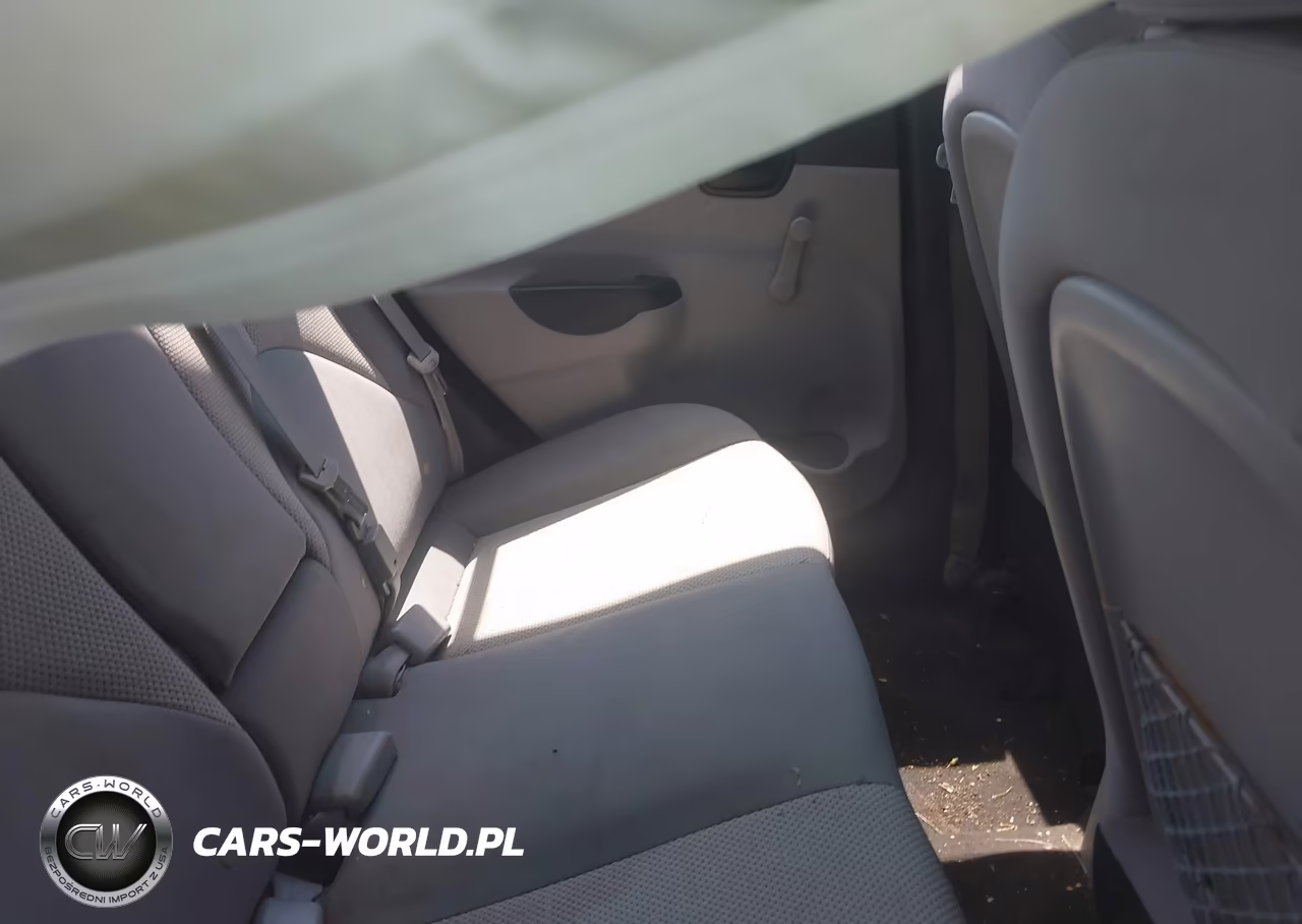 2010 Hyundai Accent Gls VIN:KMHCN4AC4AU423054 - 8
